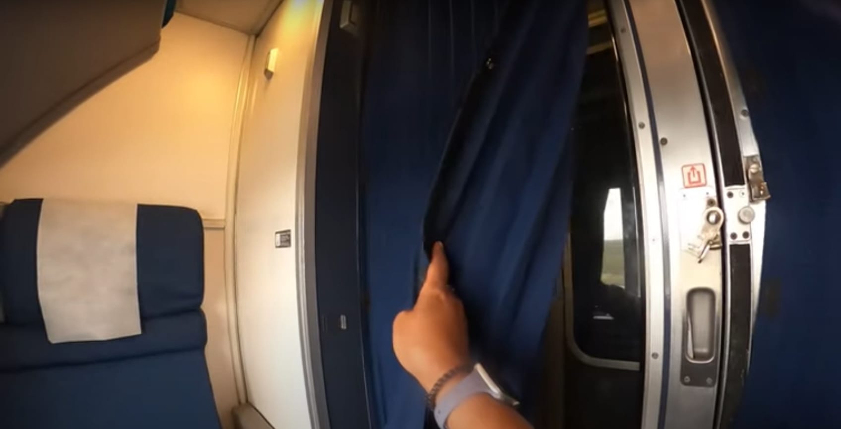 Amtrak Superliner Roomette Review What You Need To Know Grounded
