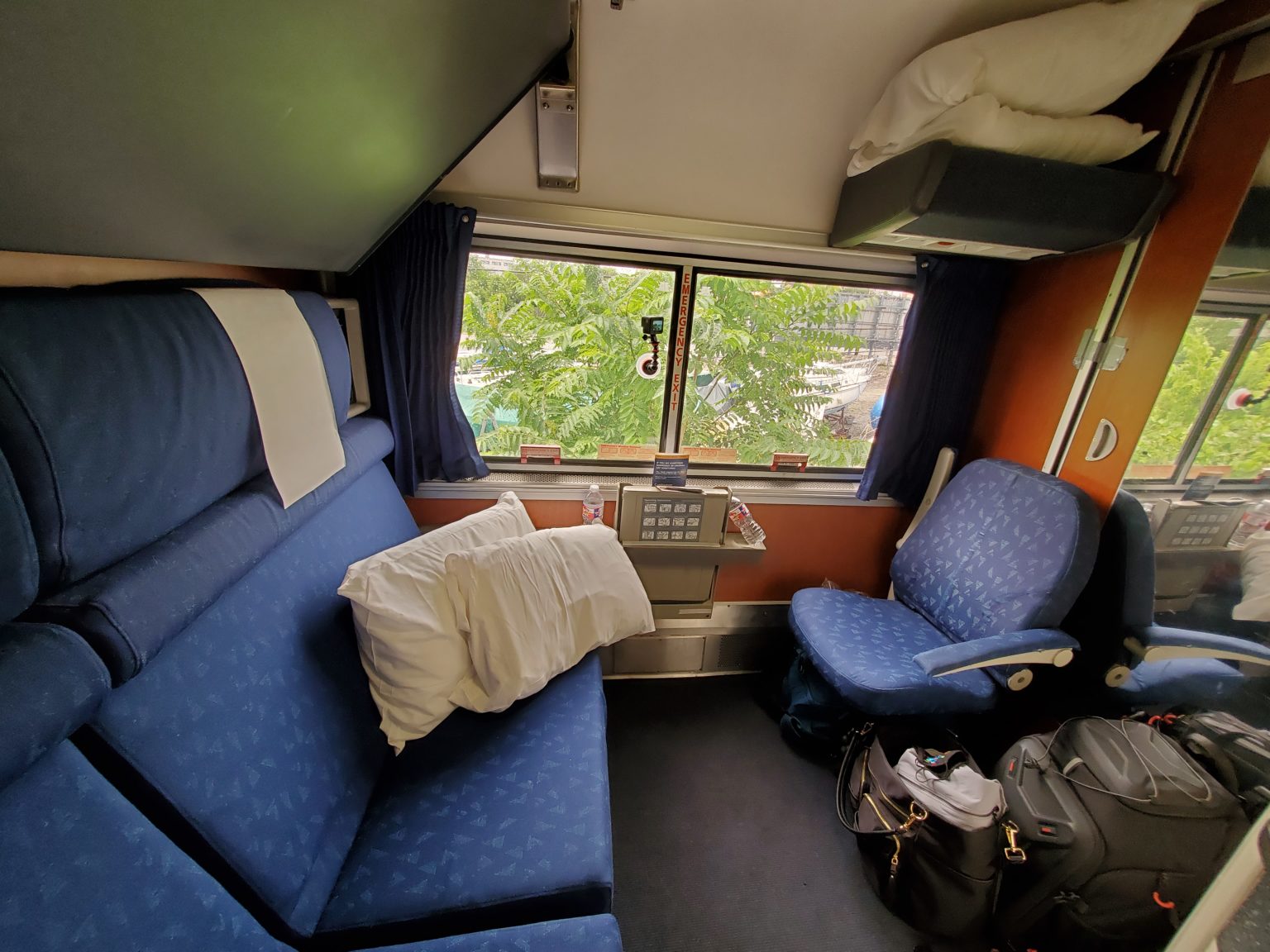 What It's Like In An Amtrak Superliner Bedroom Grounded Life Travel