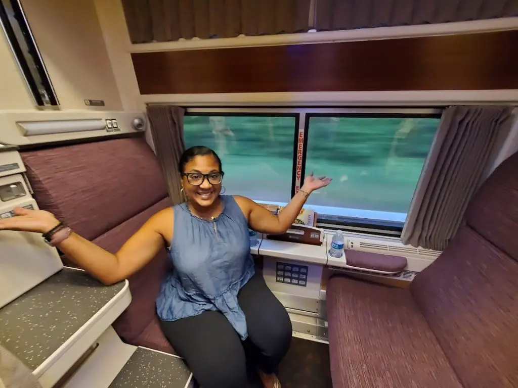 amtrak sleeper car roomette