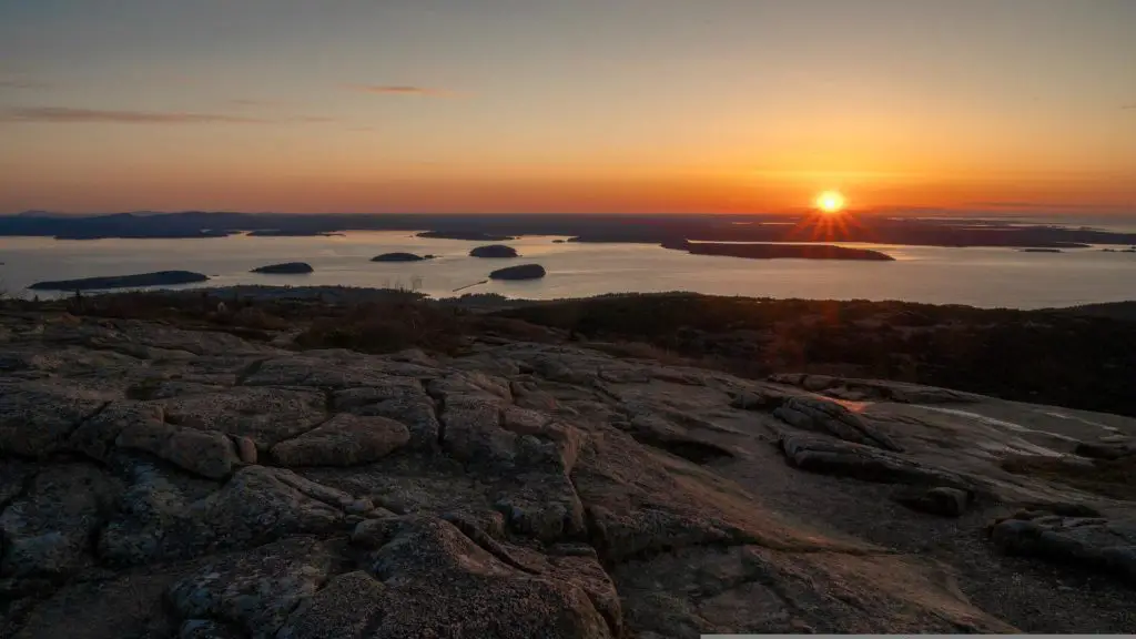 How To Visit Acadia National Park In Fall